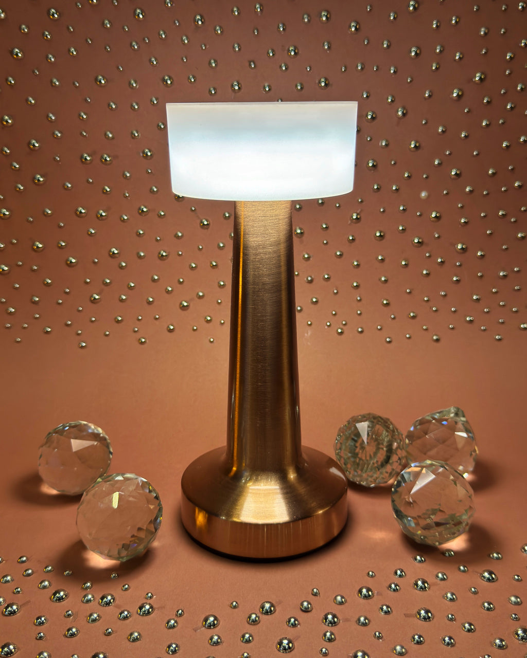 Full Exposure Style Led Touch Lamp With Brightness Sensor