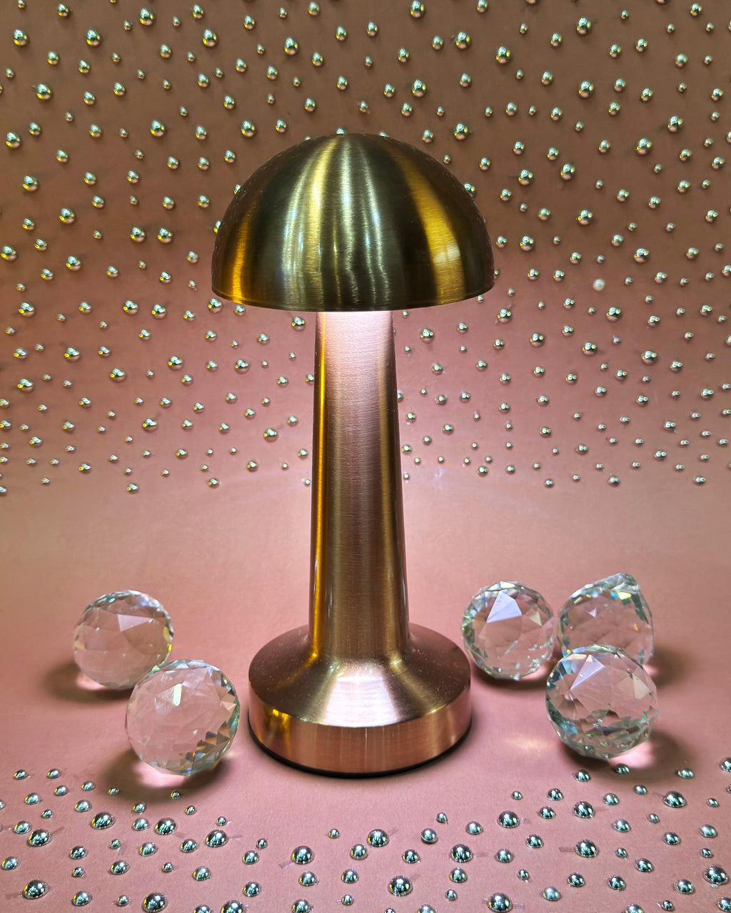 Globe Top Style LED Touch Lamp with Brightness Sensor