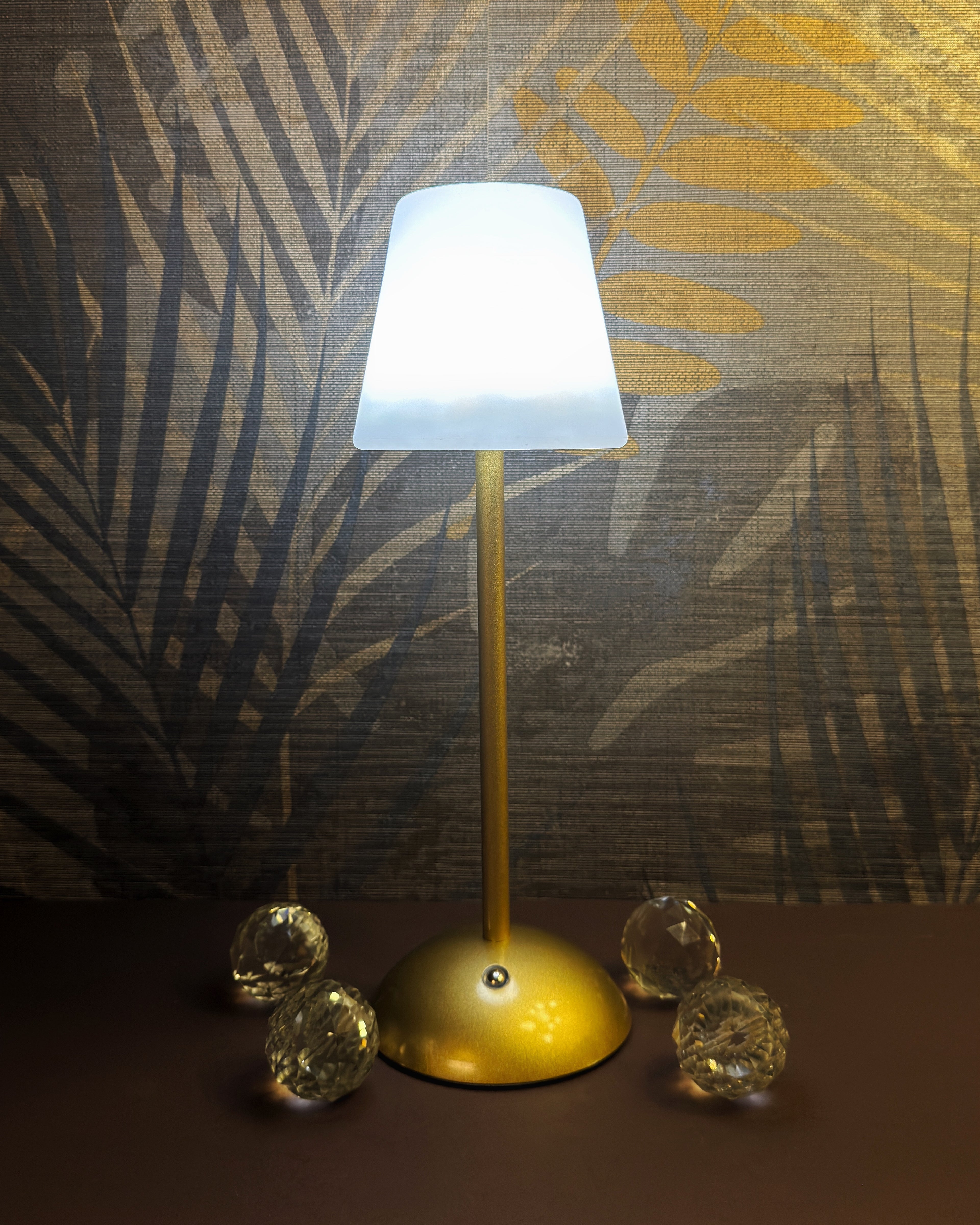 Plastic Top Sleek LED Crystal Rechargeable Cordless Touch Lamp