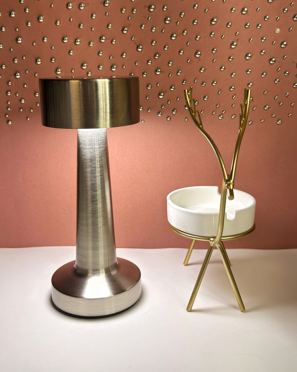 Rustic Charm Duo – Deer Ashtray & Ambient Lamp - Bundle 4