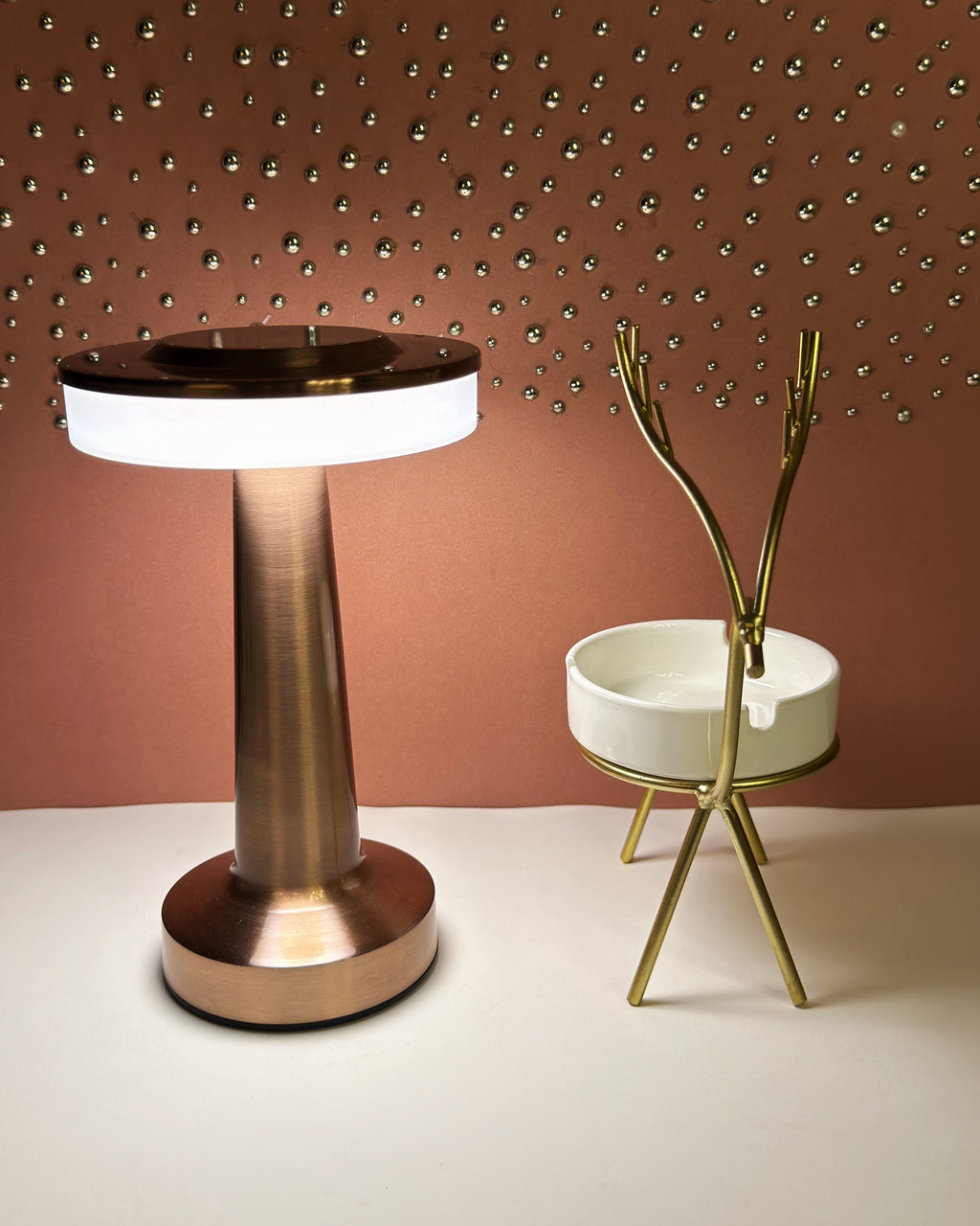 Rustic Charm Duo – Deer Ashtray & Ambient Lamp - Bundle 4